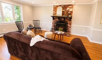 3 Pinetop Rd, Barrington, RI 02806