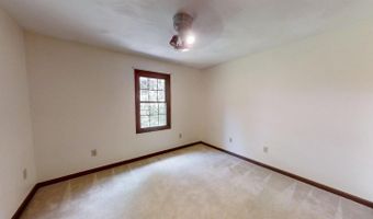 80 Hillcrest Estates Dr, Batesville, IN 47006