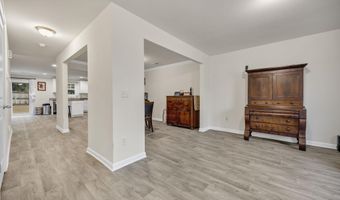 169 Carriagebrook Cir, Camden, SC 29020