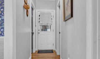 98 ROLLING GREEN Dr, Anniston, AL 36207
