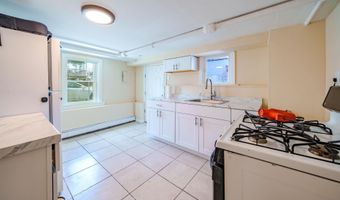 65 N Laclede Pl, Atlantic City, NJ 08401