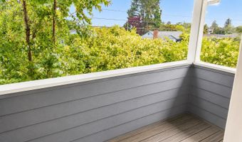 314 S HAZEL St, Brookings, OR 97415