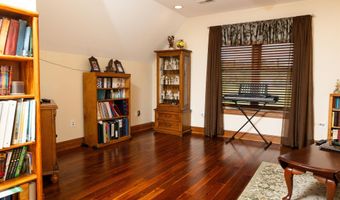 2804 Hash Ridge Rd, Barboursville, WV 25504
