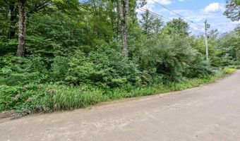405 Berry River Rd, Barrington, NH 03825