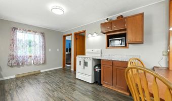 507 W State St, Ashley, IN 46705