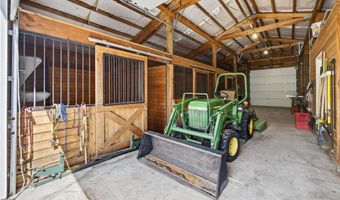 64629 Horseman Ln, Bend, OR 97703