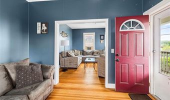 1476 Plainfield Pike, Cranston, RI 02920