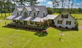 634 Alapaha River Dr, Alapaha, GA 31622