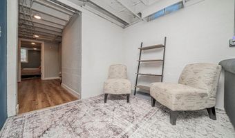 111 Moyne Dr, Abilene, KS 67410