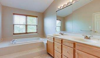 43709 CLEMENS Ter, Ashburn, VA 20147