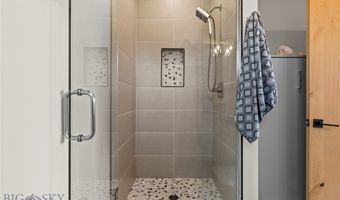 235 Spain Bridge Circle Dr, Belgrade, MT 59714