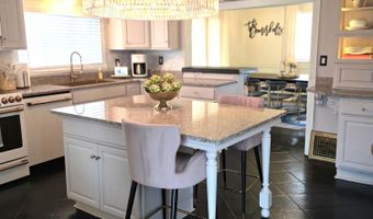 215 Fair Ave, Alpena, MI 49707