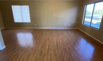 2745 S SEAN Dr, Chandler, AZ 85286