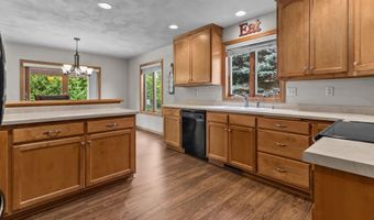 993 S CROCUS Ln, Appleton, WI 54914