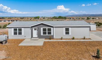 790 W Little Ranch Rd, Paulden, AZ 86334