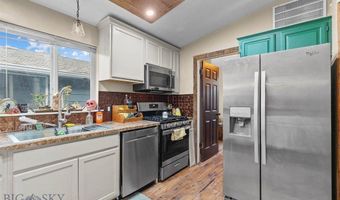 810 Golden West Dr, Belgrade, MT 59714