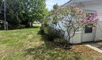 13 Pine Cone Dr, Alfred, ME 04002