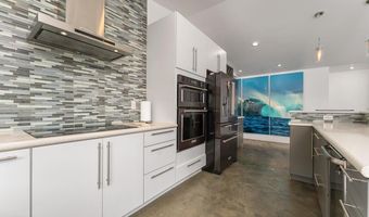 232 Kamahao Cir, Wailuku, HI 96793