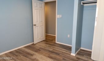 6 Reno Ct, Barnegat, NJ 08005