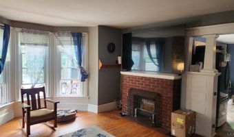 513 N Broad St, Adrian, MI 49221