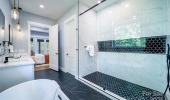27 George Allen Rdg, Arden, NC 28704