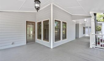 100 Little Rdg, Berkeley Lake, GA 30096