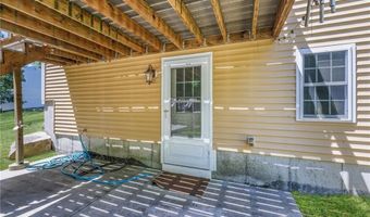 78 Ginger Trl, Coventry, RI 02816