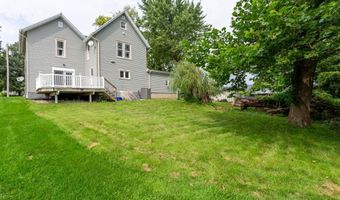 627 NE 6th, Dyersville, IA 52040