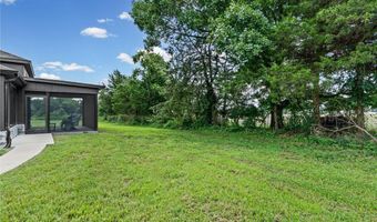 1011 NW Vaughn Rd, Bentonville, AR 72713