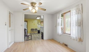 42177 N Lake Ave, Antioch, IL 60002