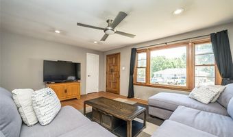 2390 Glenn Dr, Arnold, MO 63010