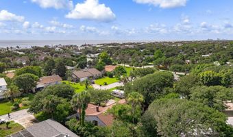1812 SEA OATS Dr, Atlantic Beach, FL 32233