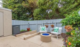 827 Del Mar Downs Rd E, Solana Beach, CA 92075