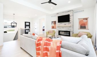 1600 Marina Cove Dr, Polk City, IA 50226