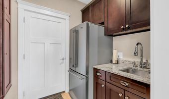 3 Sunset Dr, Asbury Park, NJ 07712