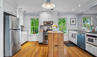 21 Main St, Bennington, VT 05257