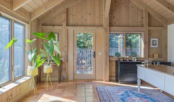 742 Eagle Lake Rd, Bar Harbor, ME 04609