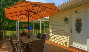 706 Hall Rd, Clay, PA 16001