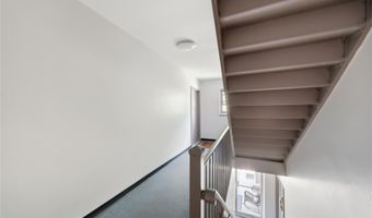 123 Park Ave B3, Amityville, NY 11701
