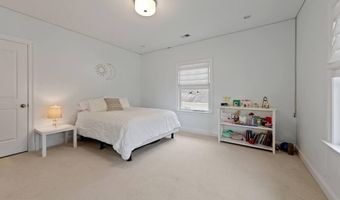 4917 BAYARD Blvd, Bethesda, MD 20816