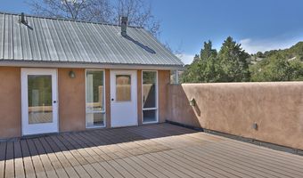 92 Sandia Cyn, Arroyo Hondo, NM 87513