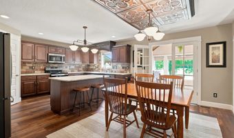 18736 Roselle Cv, Auburn, IN 46706