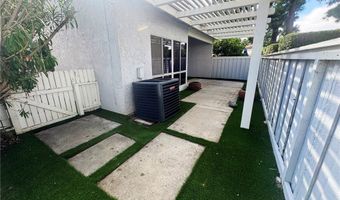 909 S Lake Summit Dr, Anaheim, CA 92807