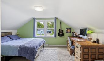 1420 N OWAISSA St, Appleton, WI 54911