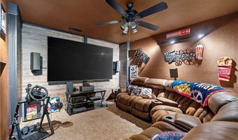 20 Queensferry Dr, Bella Vista, AR 72715
