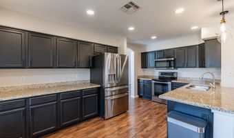 2190 S Navajo Way, Chandler, AZ 85286