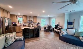 4483 Hickory Nut Gap Rd, Banner Elk, NC 28604