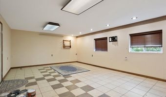 3033 CRAZY HORSE Rd, Cheyenne, WY 82001
