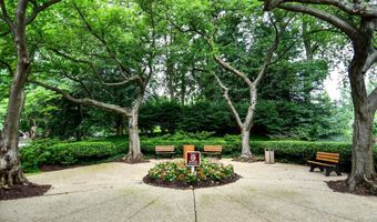 5225 Pooks Hill Rd POOKS HILL Rd 222N, Bethesda, MD 20814
