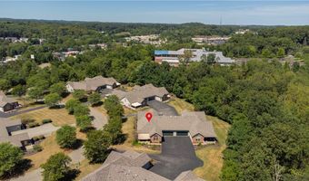 5158 Polo Fields Dr, Hampton, PA 15044